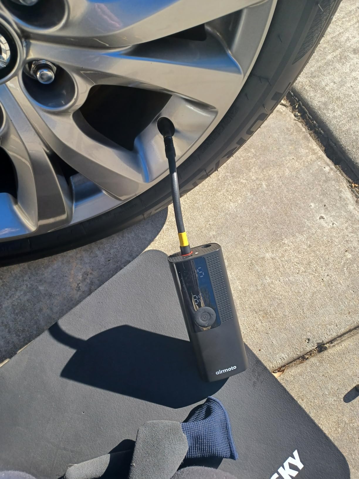 🚗💨 Airmoto Portable Tire Inflator